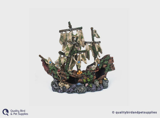 AquaWorld Old Shipwreck 30 x 11 x 28cm